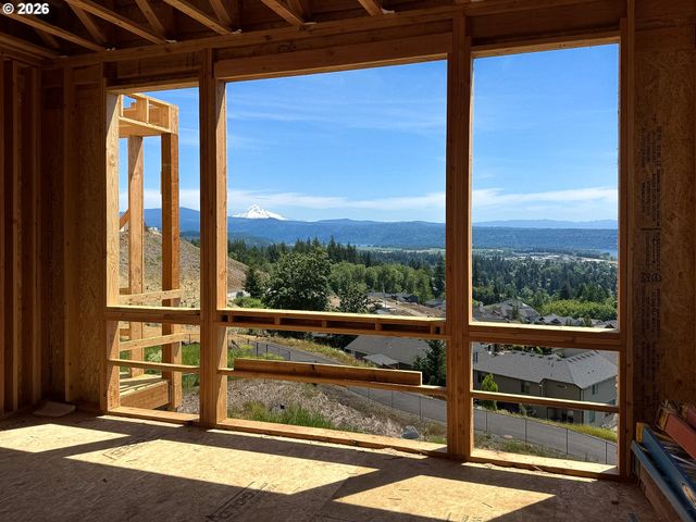 540 N Y St, Washougal, WA 98671