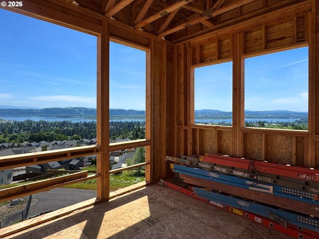 540 N Y St, Washougal, WA 98671