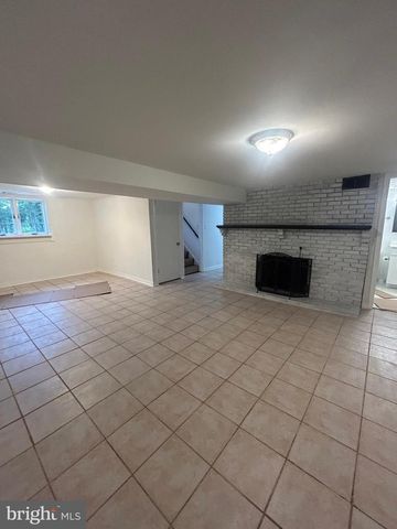 1350 RITCHIE HWY, Arnold, MD 21012