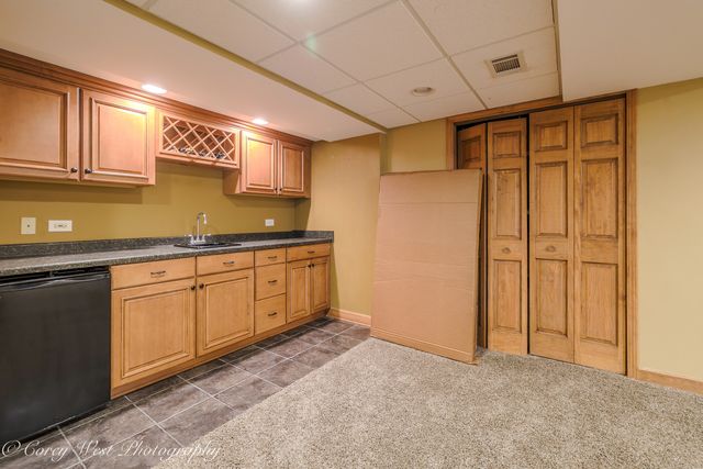 3049 Renard Lane, St. Charles, IL 60175