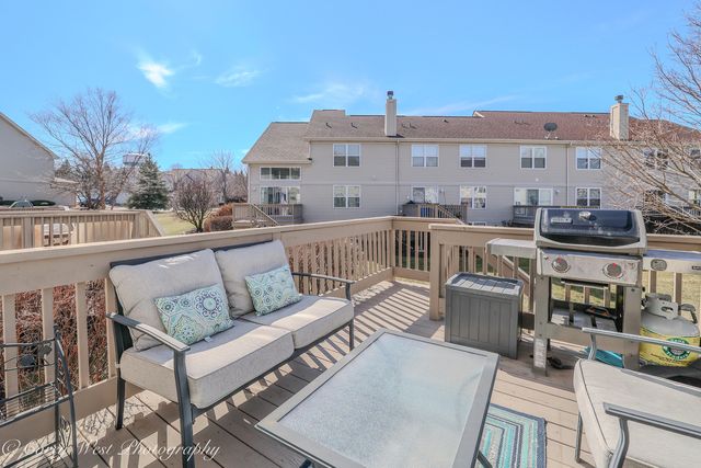 3049 Renard Lane, St. Charles, IL 60175