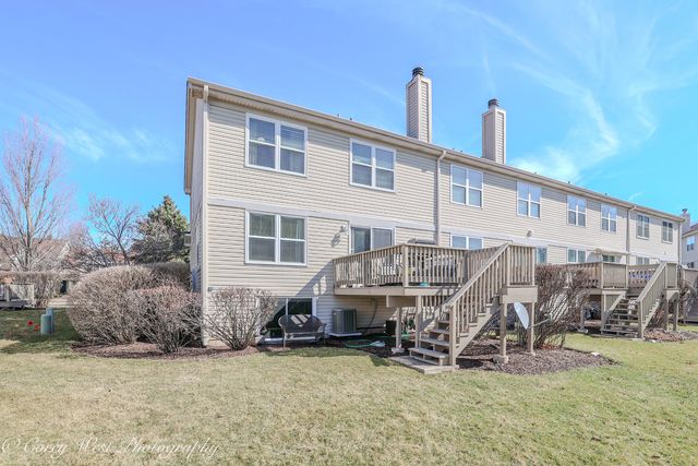 3049 Renard Lane, St. Charles, IL 60175