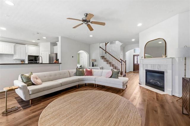 4906 Canterbury Way, Houston, TX 77069