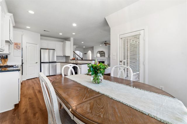 4906 Canterbury Way, Houston, TX 77069