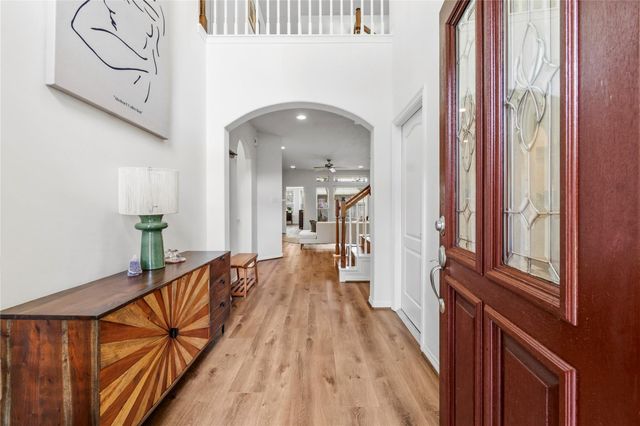 4906 Canterbury Way, Houston, TX 77069
