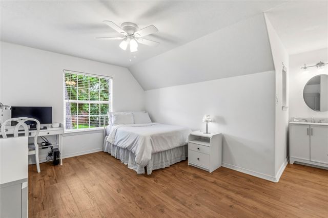 4906 Canterbury Way, Houston, TX 77069