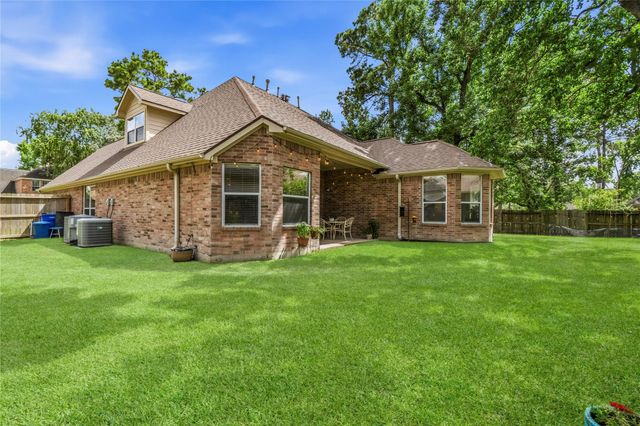 4906 Canterbury Way, Houston, TX 77069