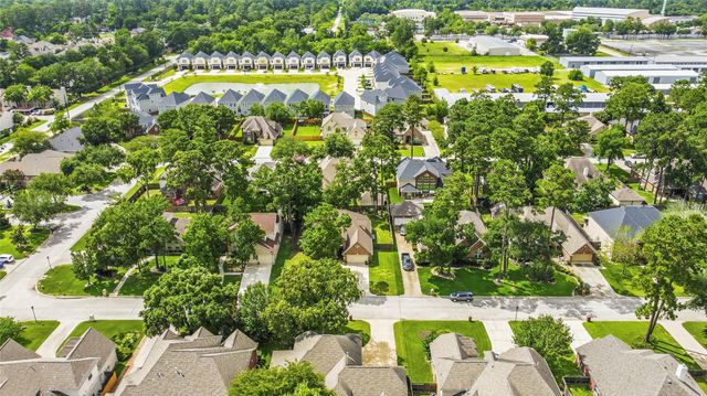 4906 Canterbury Way, Houston, TX 77069