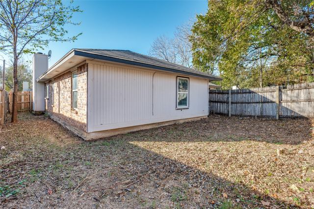 1603 Windsong Lane, Irving, TX 75060