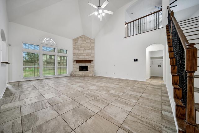 714 Stubbs Bend Drive, Rosenberg, TX 77469