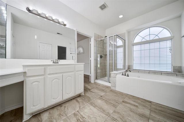 714 Stubbs Bend Drive, Rosenberg, TX 77469