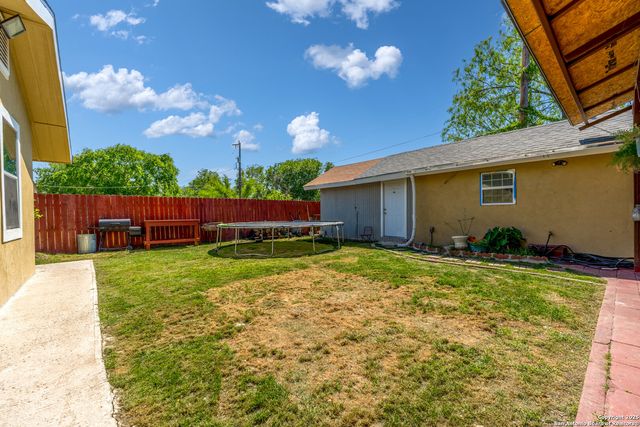 1919 Hackamore, San Antonio, TX 78227