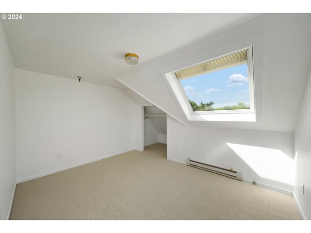 726 Nw 22ND Ave, Portland, OR 97210