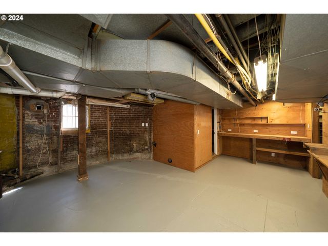 726 Nw 22ND Ave, Portland, OR 97210