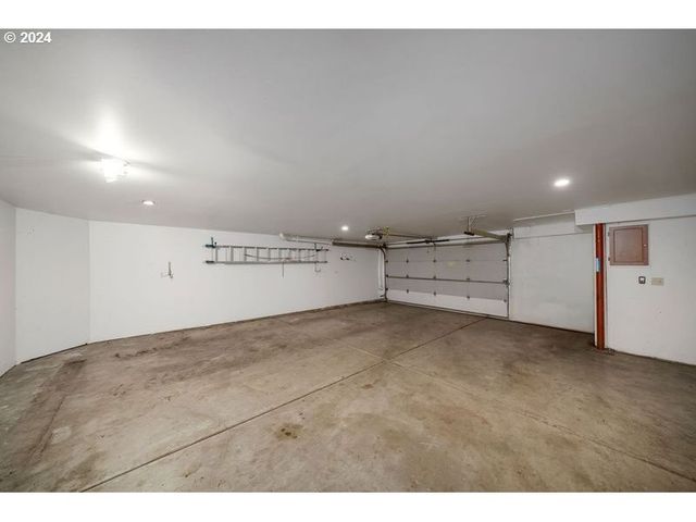 726 Nw 22ND Ave, Portland, OR 97210