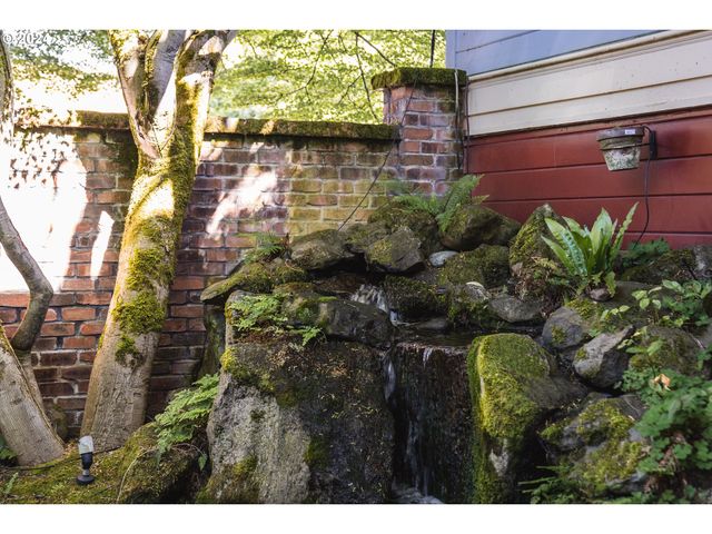 726 Nw 22ND Ave, Portland, OR 97210