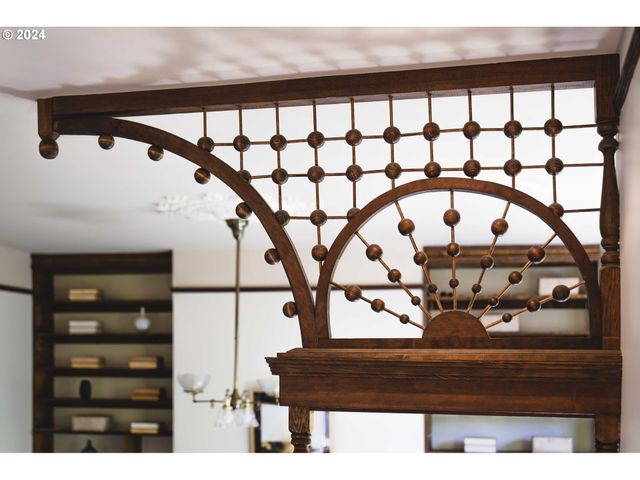 726 Nw 22ND Ave, Portland, OR 97210