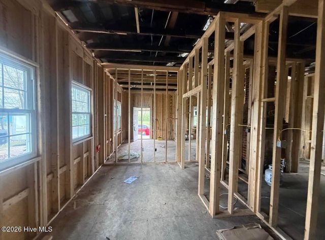 206 S 4th Street, Pinetops, NC 27864