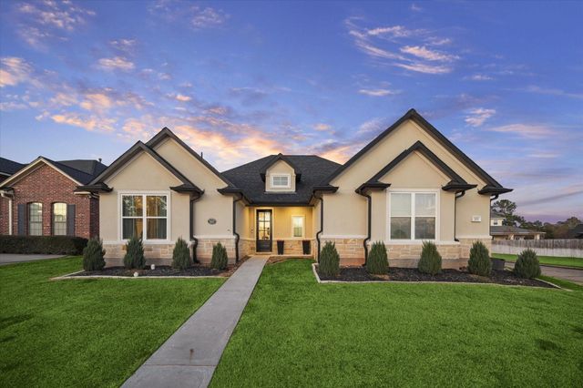 203 Hampton Glen Road, Montgomery, TX 77356