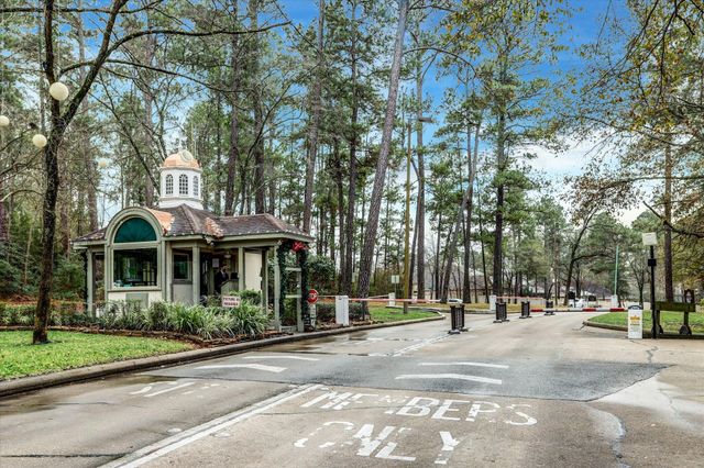 203 Hampton Glen Road, Montgomery, TX 77356