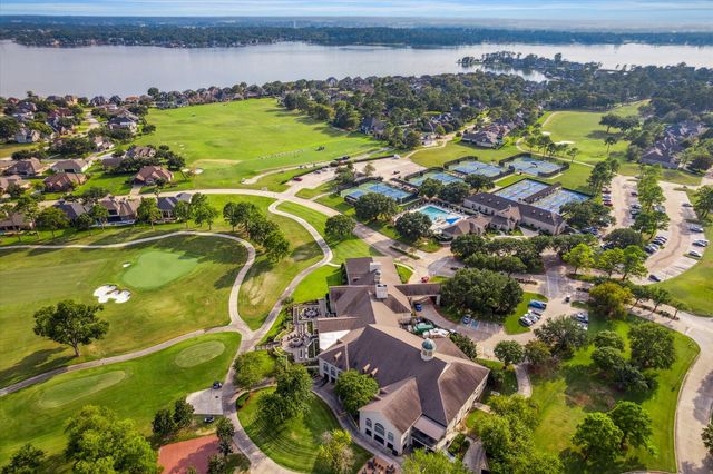 203 Hampton Glen Road, Montgomery, TX 77356