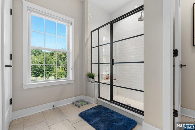 4 Aspen Drive, Cedar Grove, NJ 07009