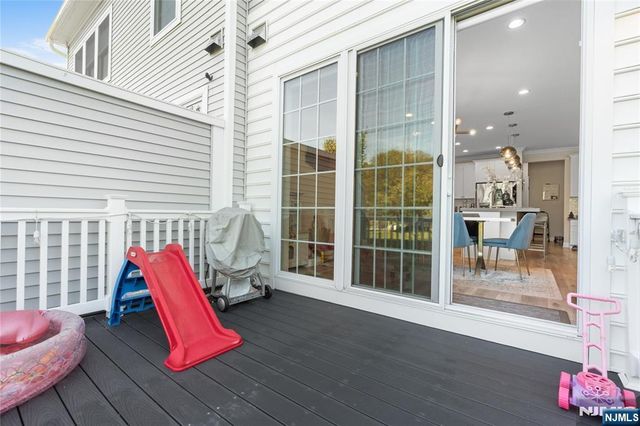 4 Aspen Drive, Cedar Grove, NJ 07009