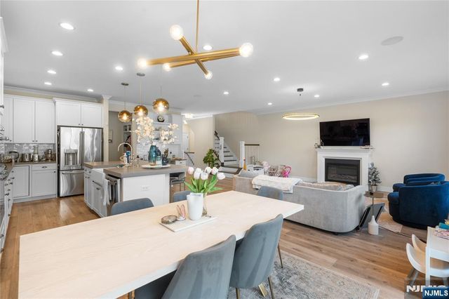 4 Aspen Drive, Cedar Grove, NJ 07009