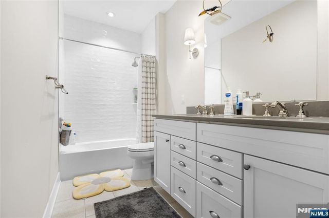 4 Aspen Drive, Cedar Grove, NJ 07009