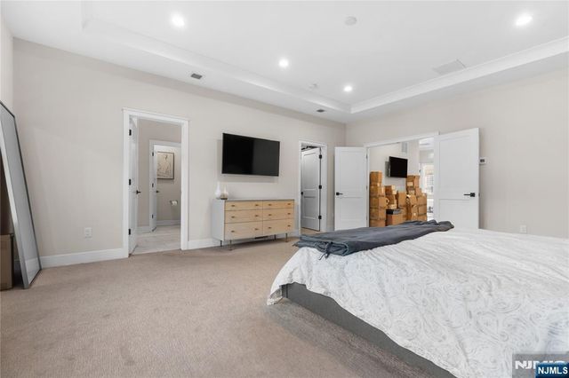 4 Aspen Drive, Cedar Grove, NJ 07009