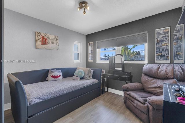 3610 NW 171st St, Miami Gardens, FL 33056