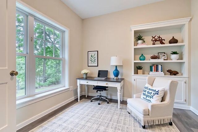 120 Case Avenue E, Saint Paul, MN 55117