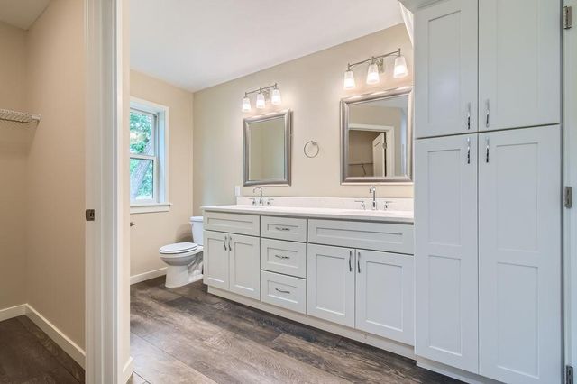120 Case Avenue E, Saint Paul, MN 55117