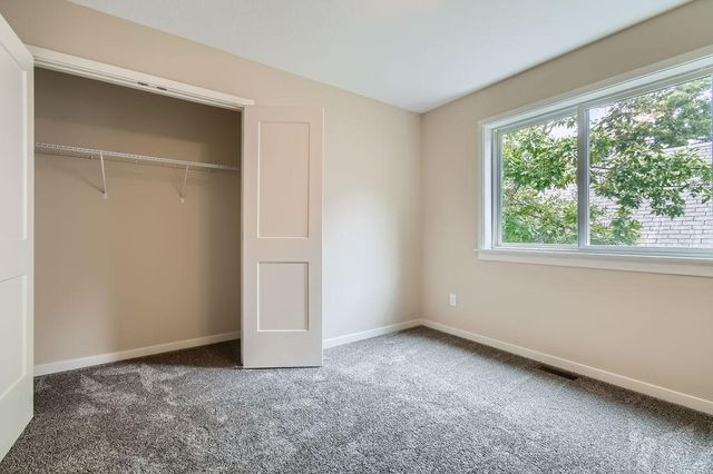 120 Case Avenue E, Saint Paul, MN 55117
