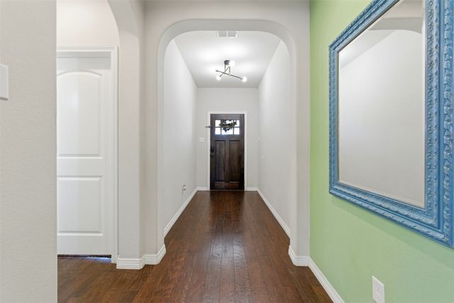 504 Neils Court, Arlington, TX 76002