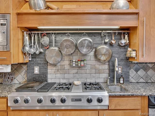 1320 Ellis Road, Ypsilanti, MI 48197
