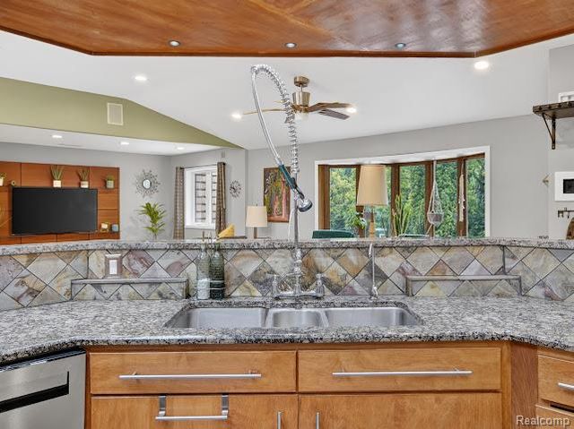 1320 Ellis Road, Ypsilanti, MI 48197