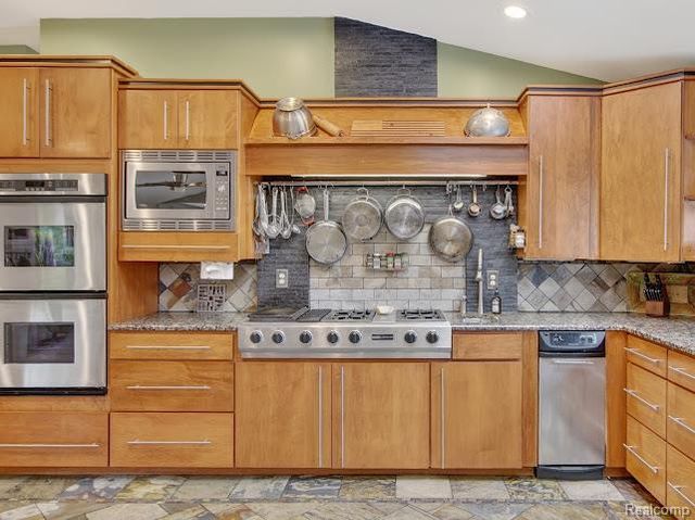 1320 Ellis Road, Ypsilanti, MI 48197