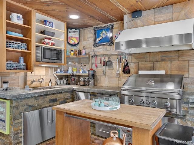 1320 Ellis Road, Ypsilanti, MI 48197