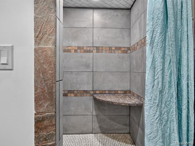 1320 Ellis Road, Ypsilanti, MI 48197
