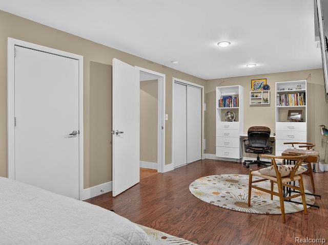 1320 Ellis Road, Ypsilanti, MI 48197