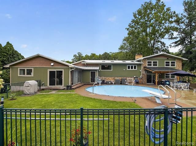 1320 Ellis Road, Ypsilanti, MI 48197