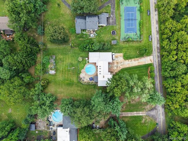 1320 Ellis Road, Ypsilanti, MI 48197