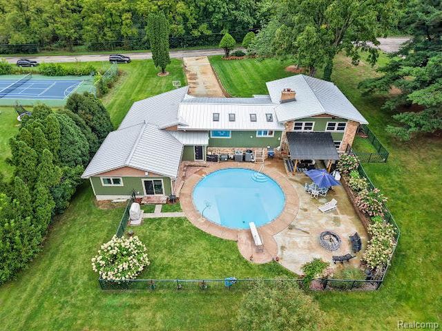 1320 Ellis Road, Ypsilanti, MI 48197