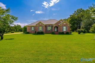 205 Nix Road, Hazel Green, AL 35750