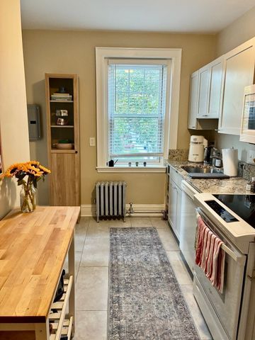 52 Strathmore Rd 46, Boston, MA 02135