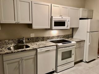 52 Strathmore Rd 46, Boston, MA 02135