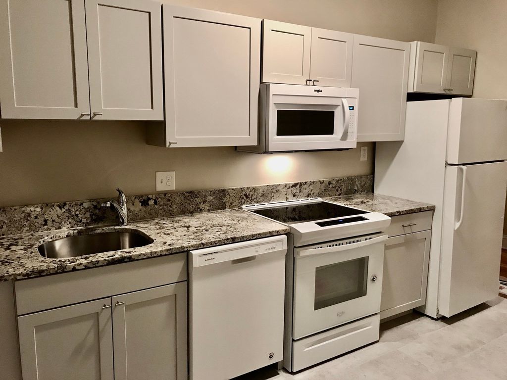 52 Strathmore Rd 46, Boston, MA 02135