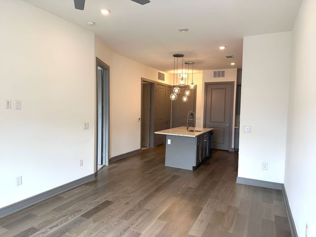 2700 Old Denton Road 3329, Carrollton, TX 75007