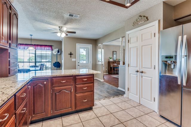 1510 Apple Lane, Midlothian, TX 76065